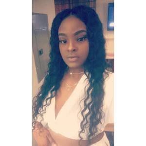 Meet your Posher, Casey